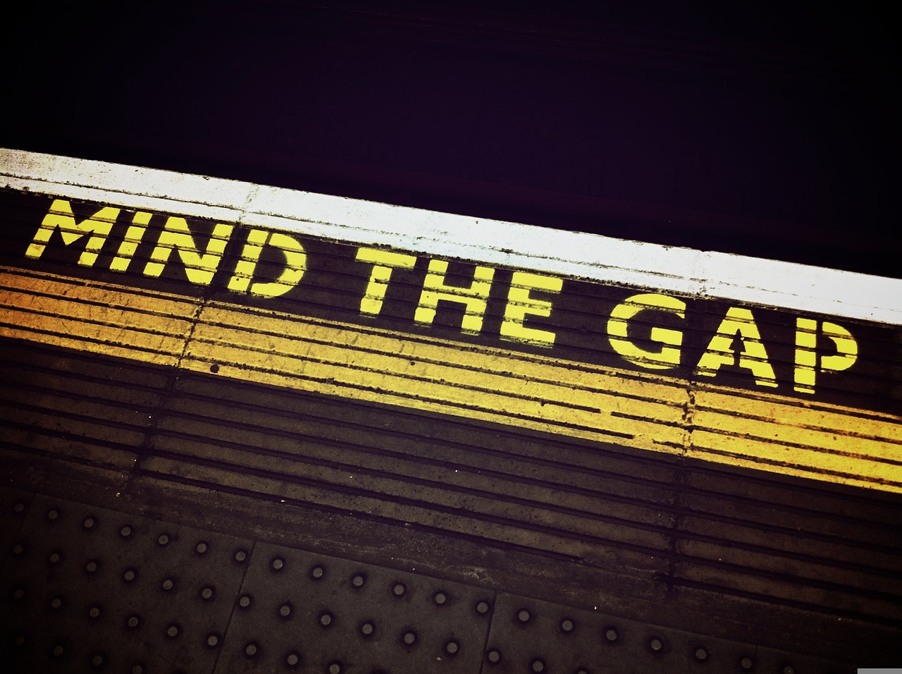 Mind the Gap: 5 Challenges Facing Marketing Investment vs. Performance - Featured Image